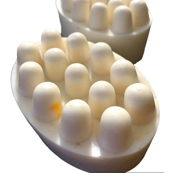 Handmade Soap - Oatmeal Honey & Milk Massage Soap Bar - Picture 4 of 16